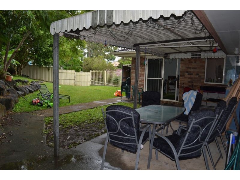 12 Knight Cres, Nerang QLD 4211