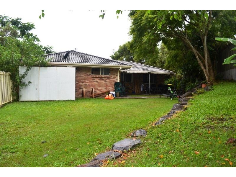 12 Knight Cres, Nerang QLD 4211