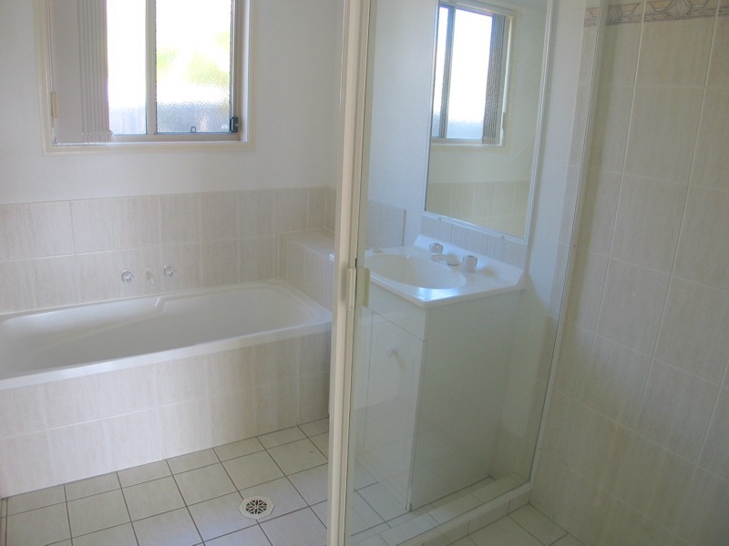 1 Winchester Drive, Nerang QLD 4211