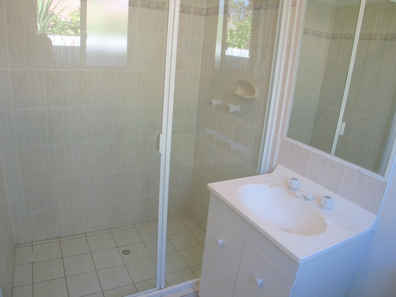1 Winchester Drive, Nerang QLD 4211