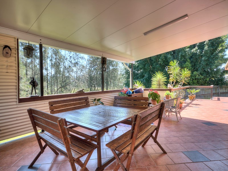 3 Lark Court, Carrara QLD 4211