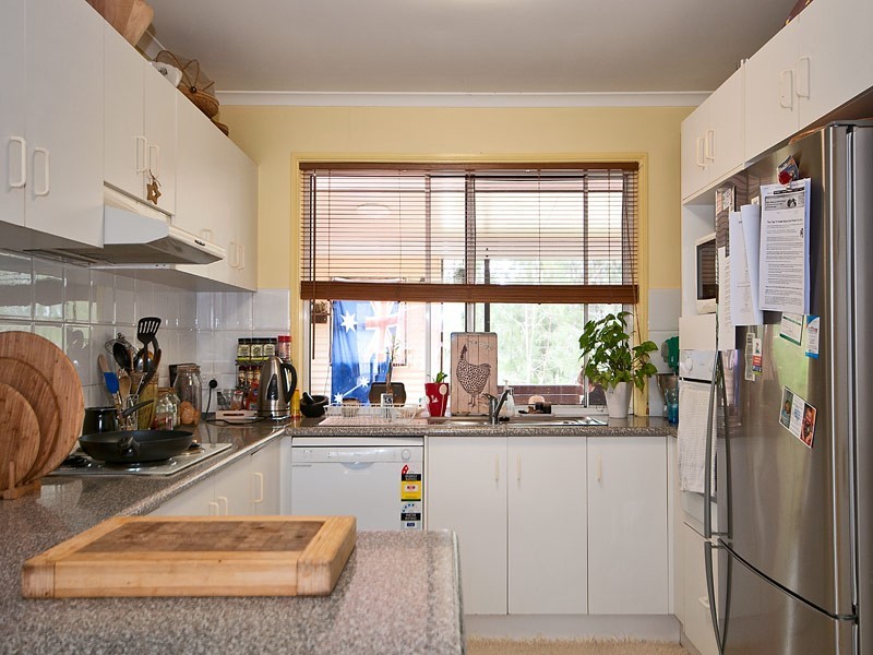 3 Lark Court, Carrara QLD 4211