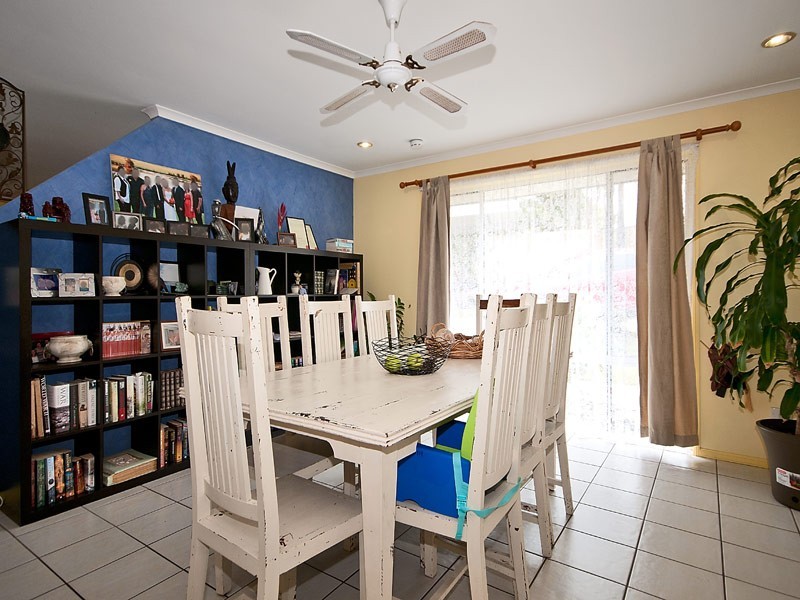 3 Lark Court, Carrara QLD 4211