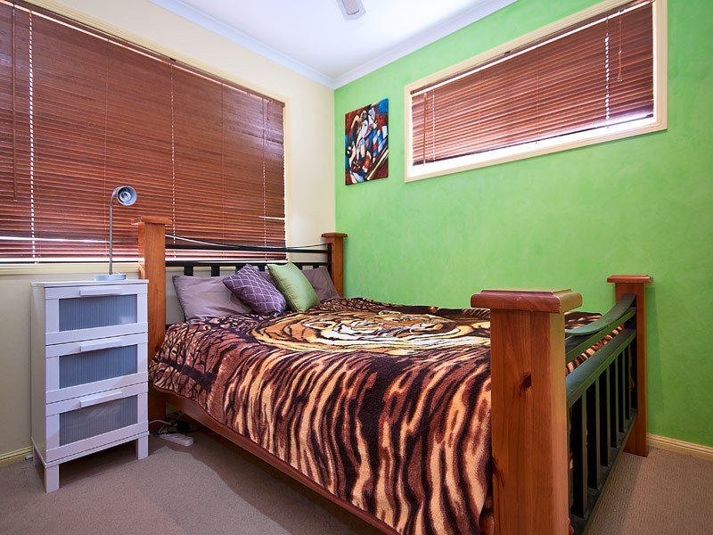 3 Lark Court, Carrara QLD 4211