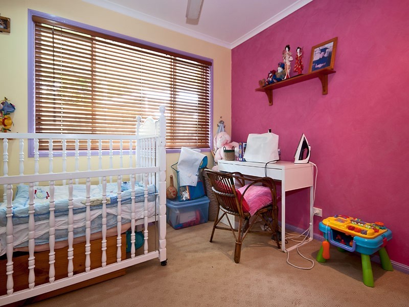 3 Lark Court, Carrara QLD 4211