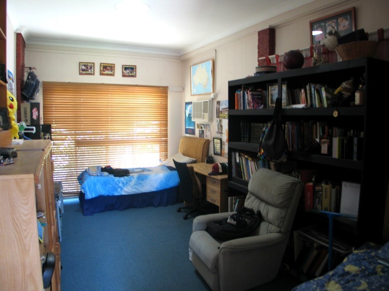 57 Pappas Way, Carrara QLD 4211