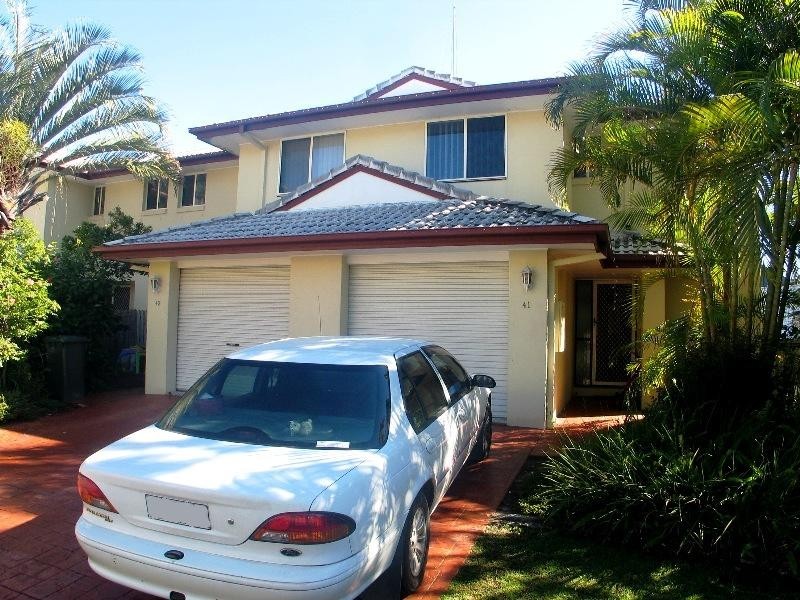 Highland Park QLD 4211