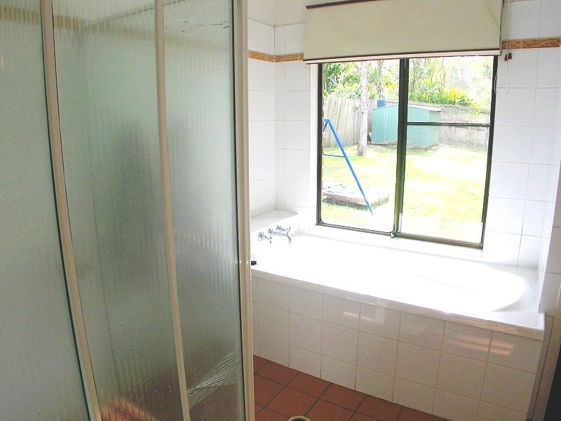 24 Minugh Court, Carrara QLD 4211