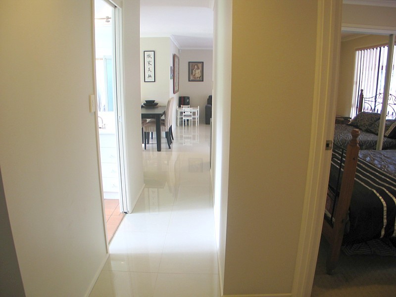 24 Minugh Court, Carrara QLD 4211