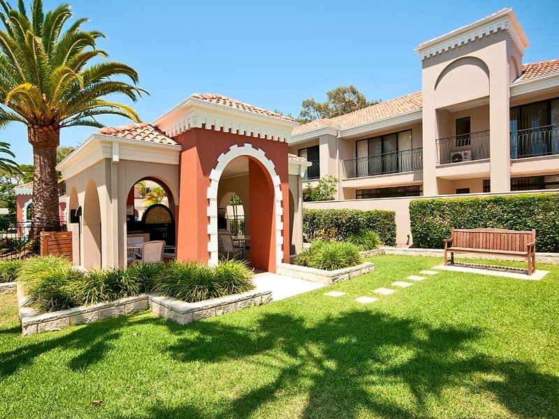 52/7 Elliott Street, Surfers Paradise QLD 4217