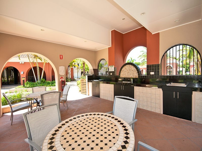 52/7 Elliott Street, Surfers Paradise QLD 4217