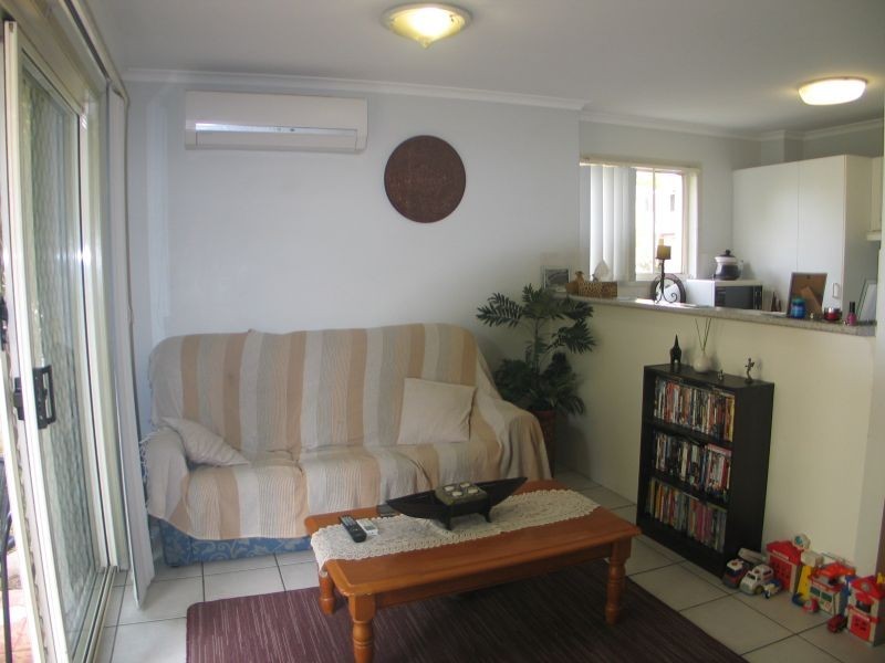 14/102 Alexander Drive, Highland Park QLD 4211