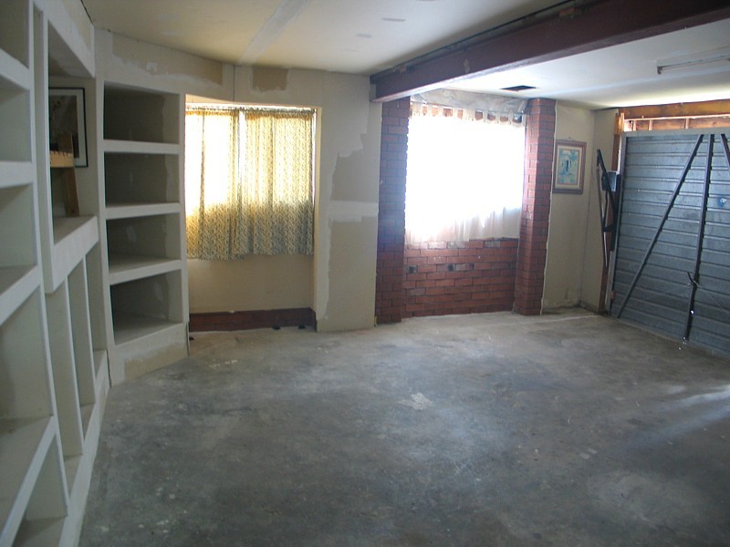 1 Marble Drive, Carrara QLD 4211