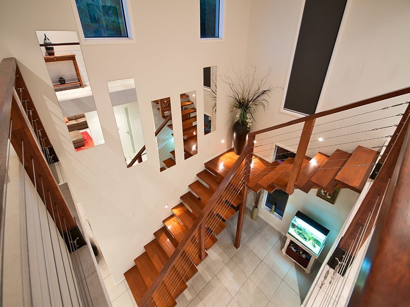 7 Berkley Crt, Highland Park QLD 4211