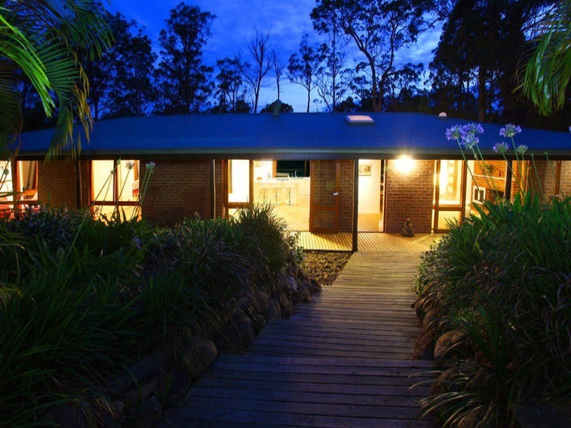 17 Wandin St, Nerang QLD 4211