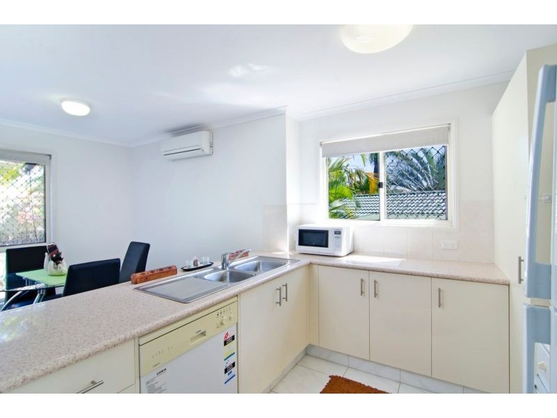 32/102 Alexander Dr, Highland Park QLD 4211