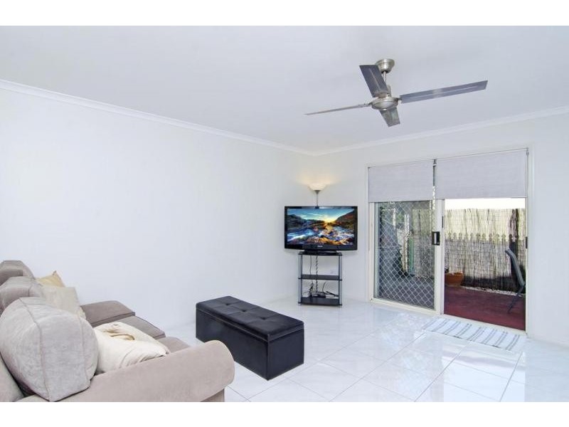 32/102 Alexander Dr, Highland Park QLD 4211