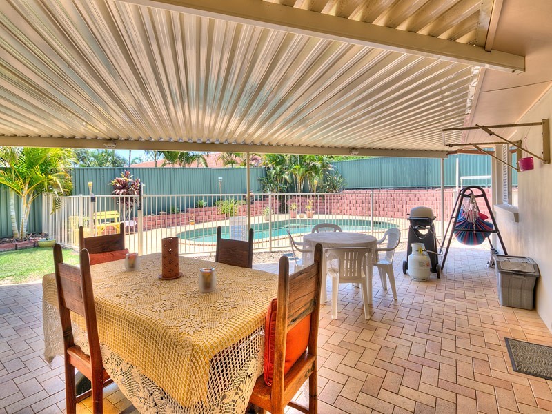 8 Broadview Place, Robina QLD 4226