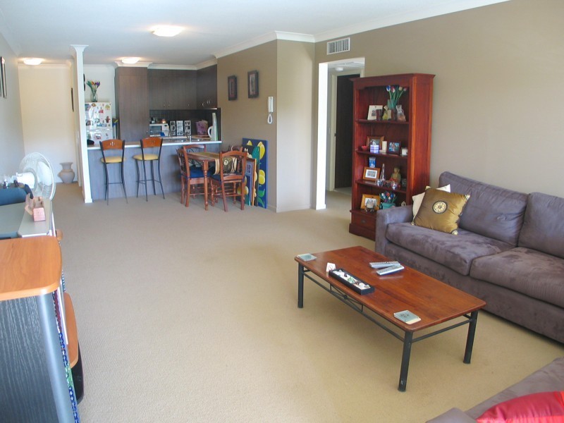 402/33 Clark St, Biggera Waters QLD 4216