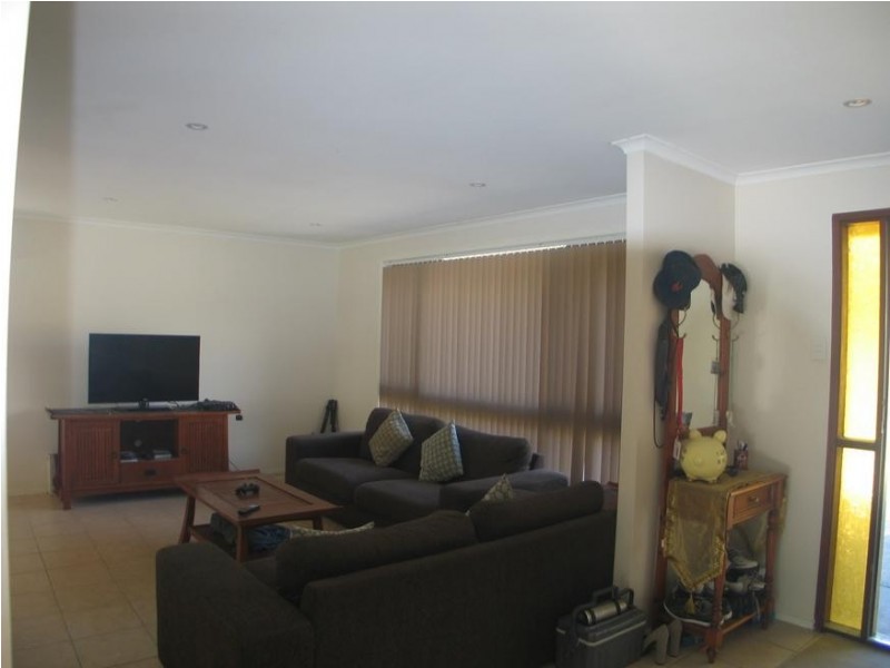33 Citrus Dr, Nerang QLD 4211