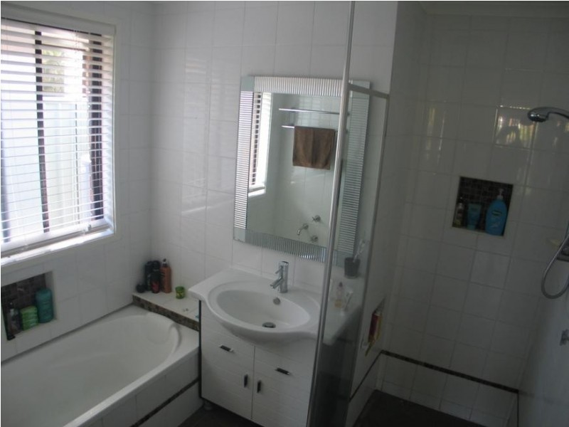 33 Citrus Dr, Nerang QLD 4211
