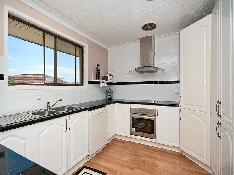 4 Barrine Drive, Worongary QLD 4213
