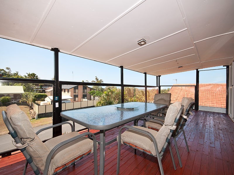 4 Barrine Drive, Worongary QLD 4213