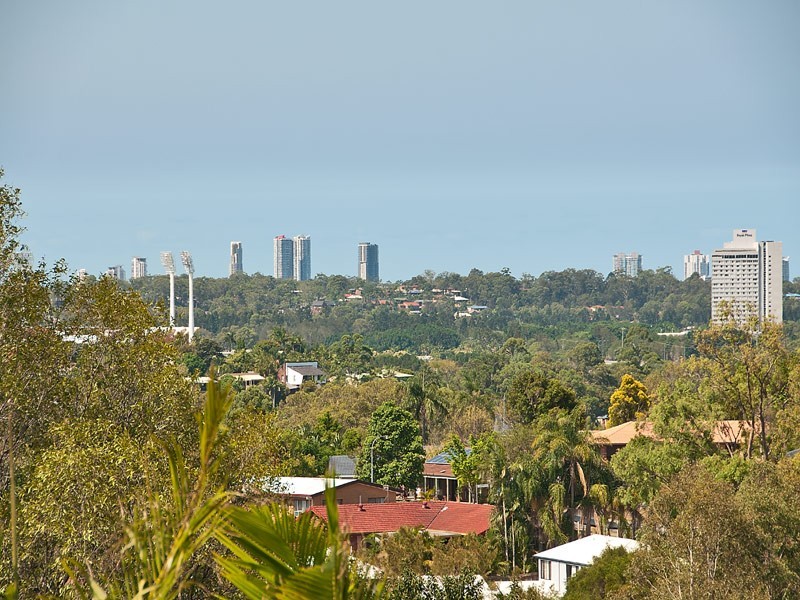 4 Barrine Drive, Worongary QLD 4213