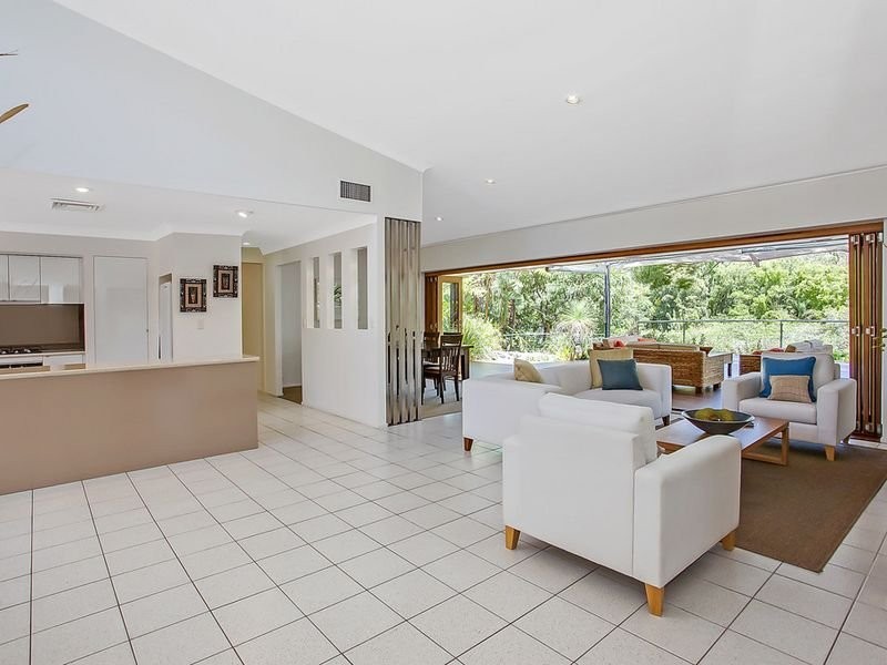 51 Nerang River Dve, Nerang QLD 4211