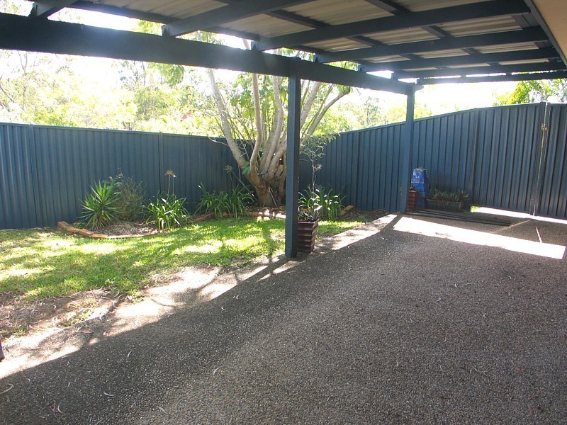 8 Stonehaven Place, Highland Park QLD 4211