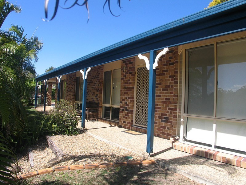 8 Stonehaven Place, Highland Park QLD 4211