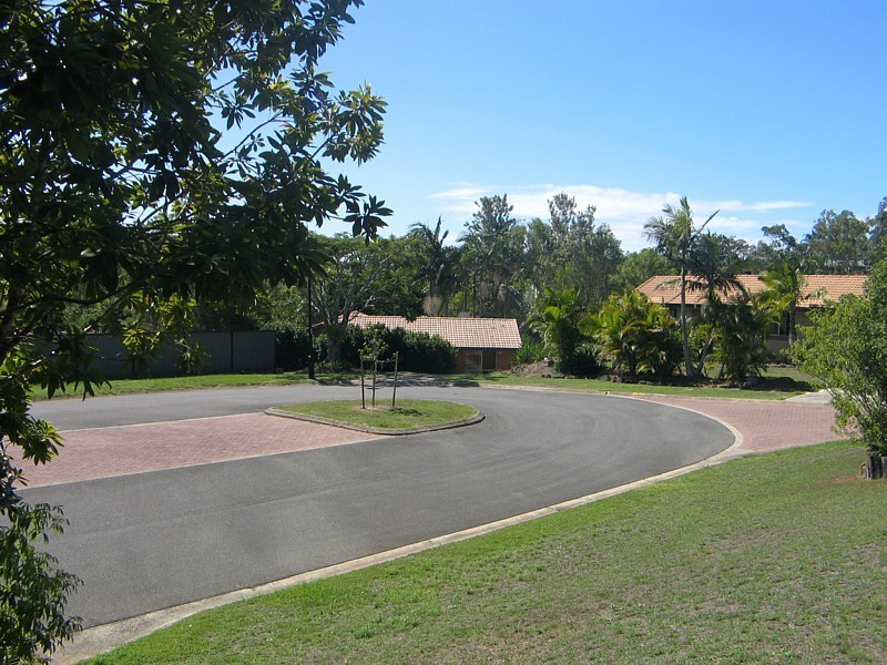 8 Stonehaven Place, Highland Park QLD 4211