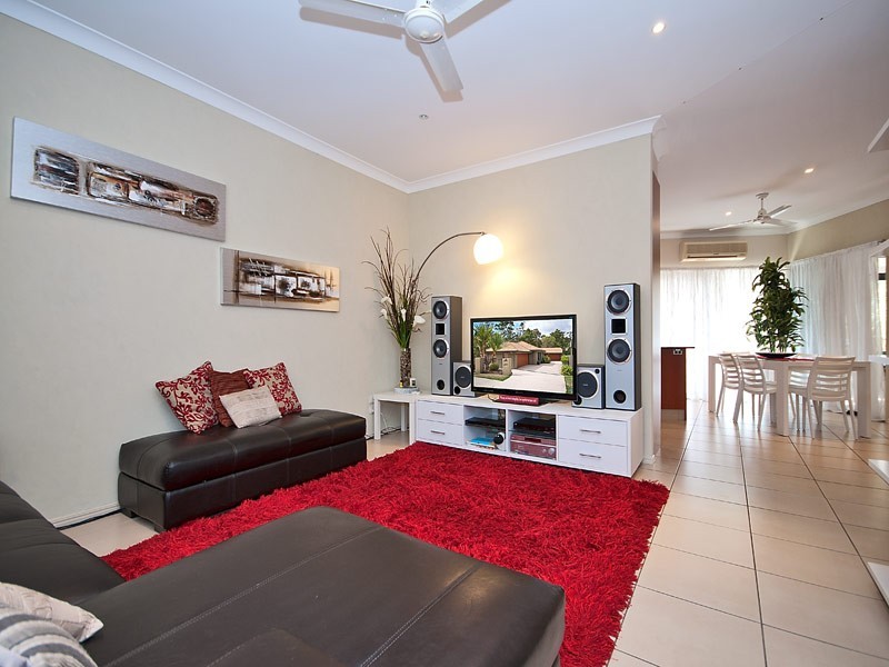 1/14 Kelsey Circuit, Nerang QLD 4211