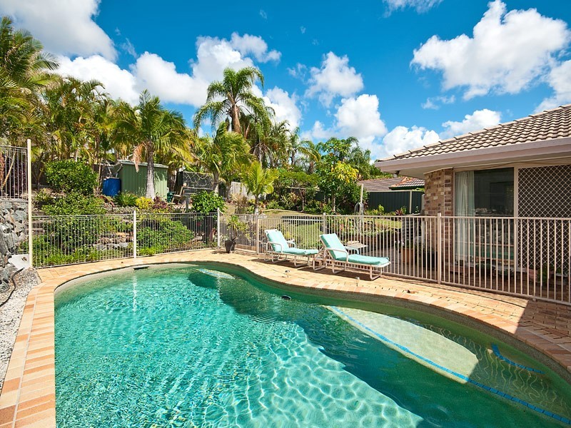 9 Tristania Way, Highland Park QLD 4211