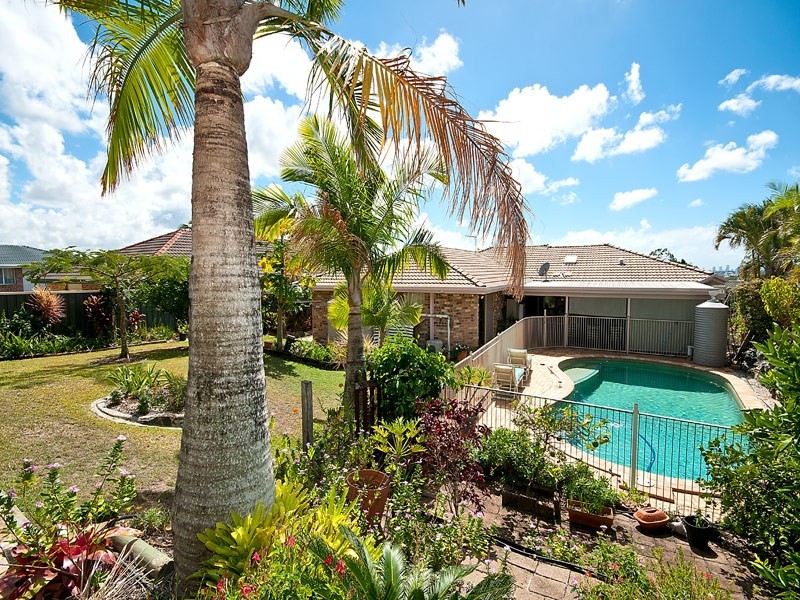 9 Tristania Way, Highland Park QLD 4211