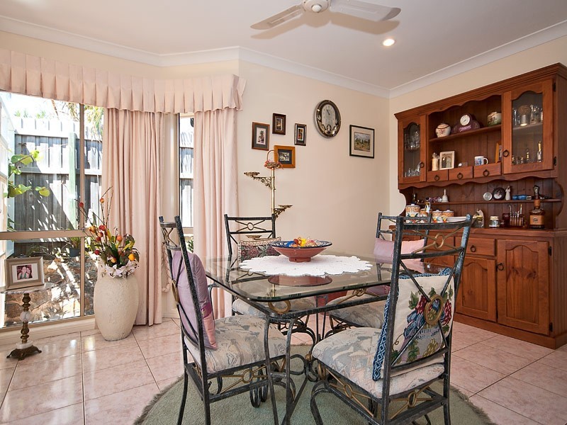 9 Tristania Way, Highland Park QLD 4211