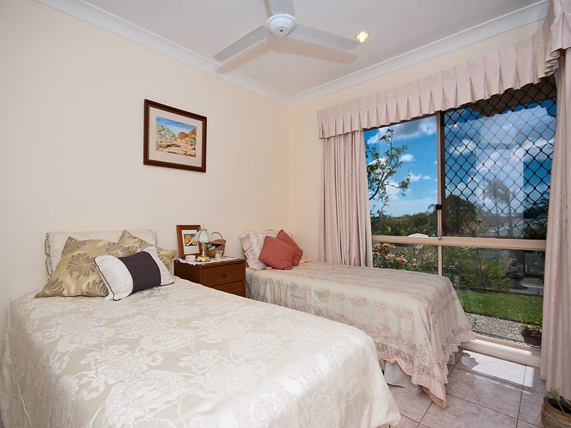 9 Tristania Way, Highland Park QLD 4211