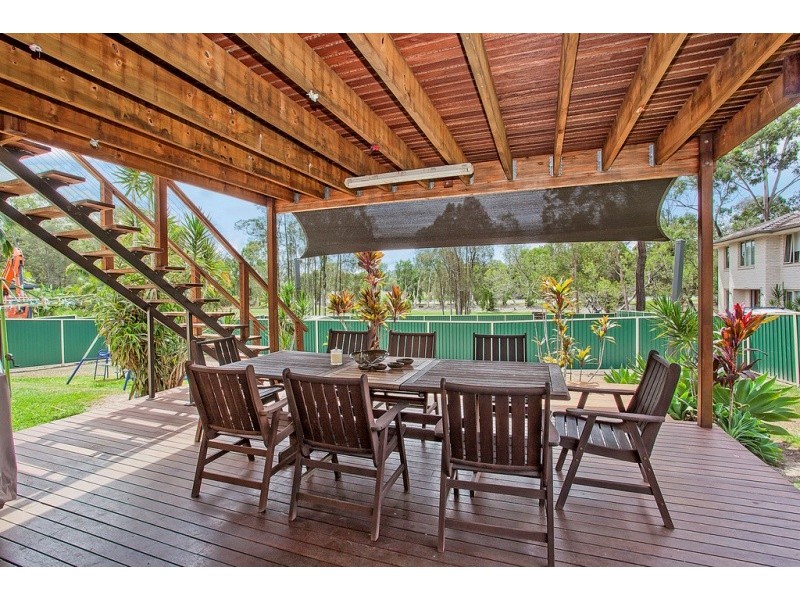 82 Alison Rd, Carrara QLD 4211