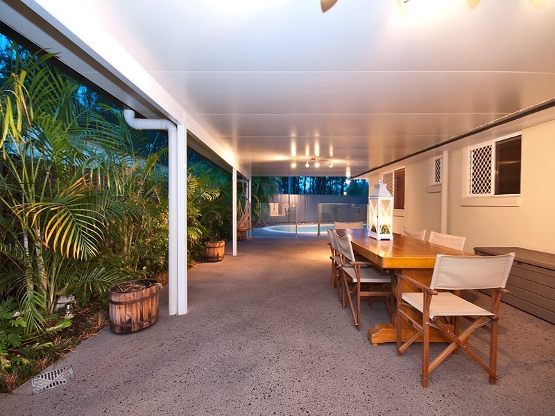 15 Freda Street, Ashmore QLD 4214