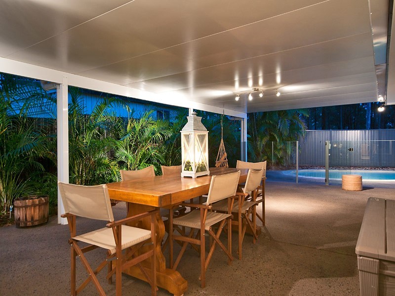 15 Freda Street, Ashmore QLD 4214