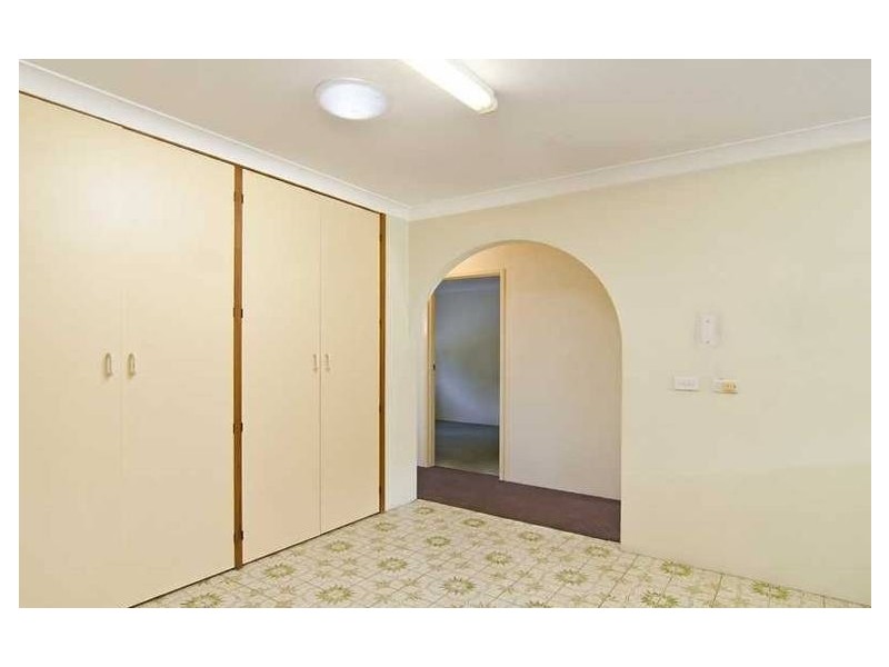4/9 Nineteenth Ave, Palm Beach QLD 4221