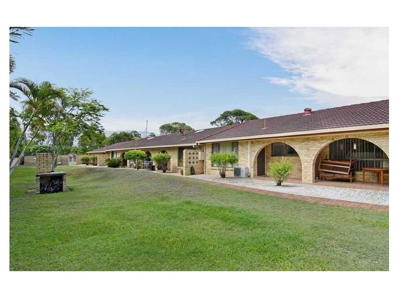 4/9 Nineteenth Ave, Palm Beach QLD 4221