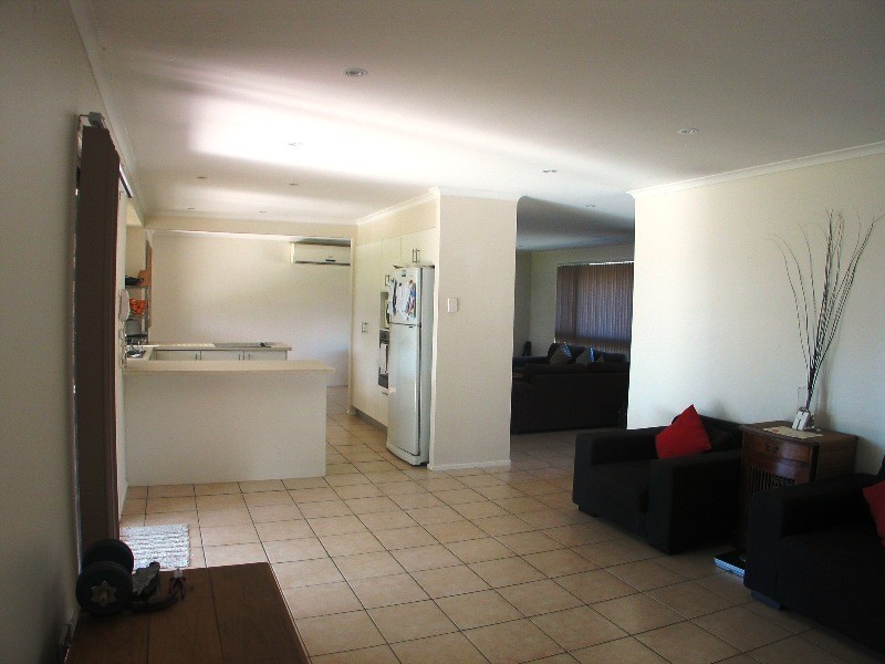 33 Citrus Drive, Nerang QLD 4211