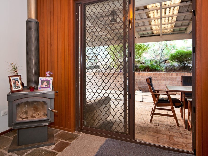 6 Angus Court, Highland Park QLD 4211