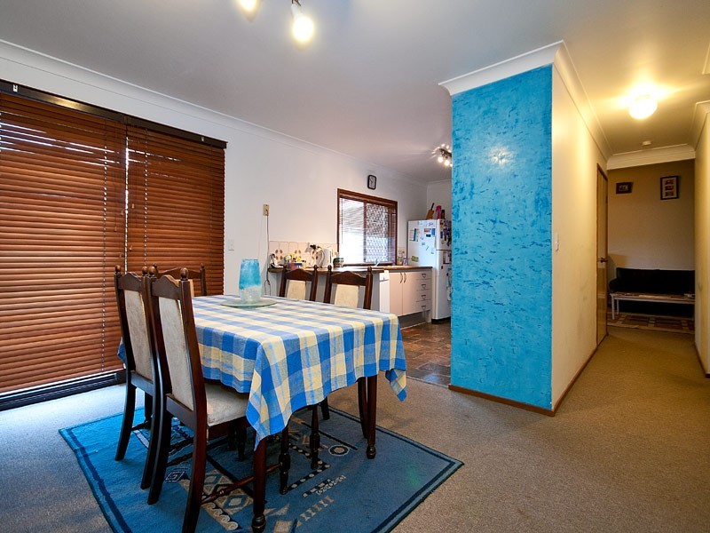 6 Angus Court, Highland Park QLD 4211