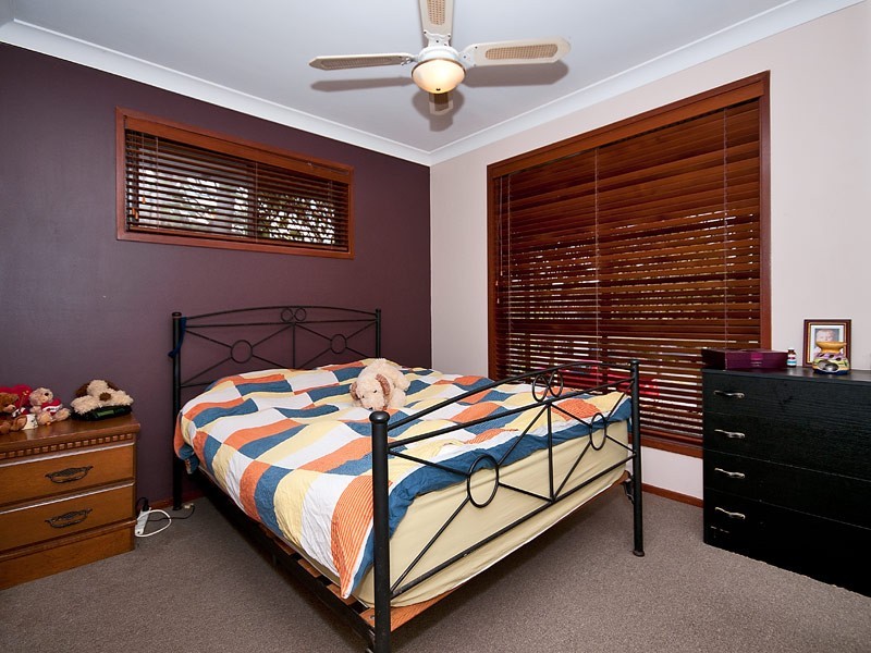 6 Angus Court, Highland Park QLD 4211