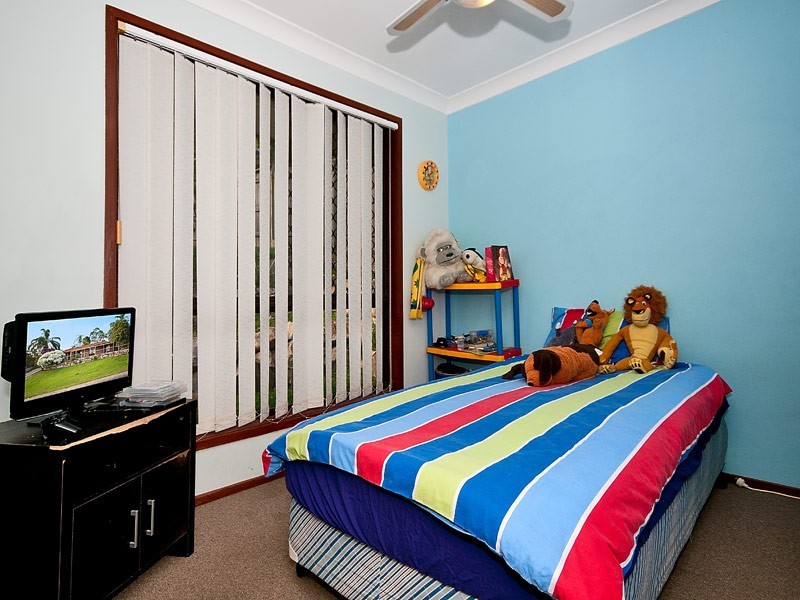 6 Angus Court, Highland Park QLD 4211