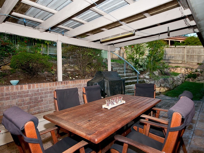 6 Angus Court, Highland Park QLD 4211