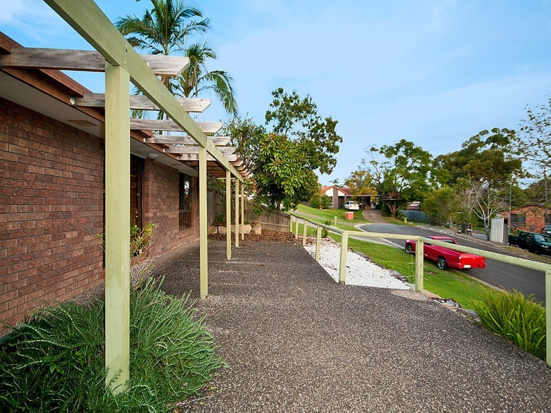 6 Angus Court, Highland Park QLD 4211