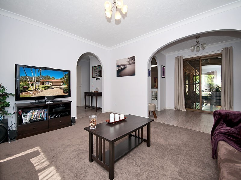 15 Minugh Court, Carrara QLD 4211